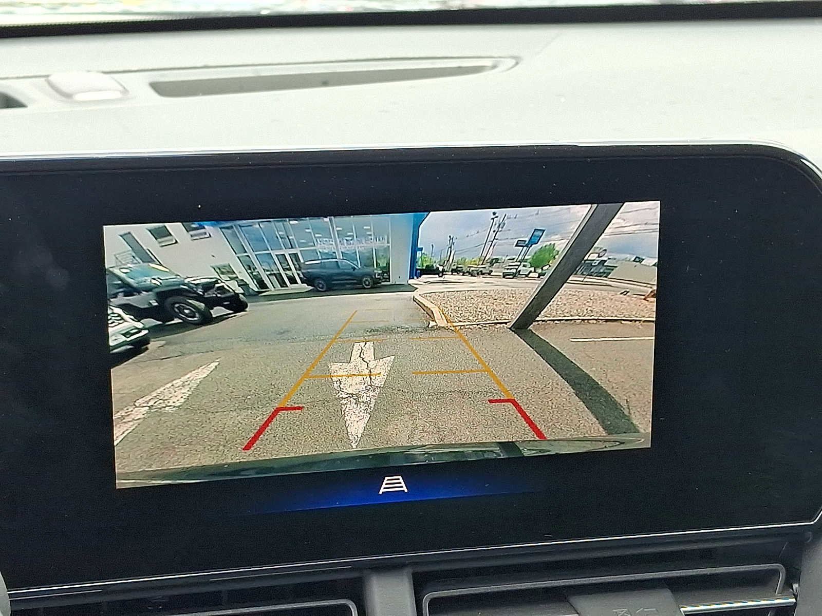 Used 2024 Chevrolet Trax LT FWD image 18