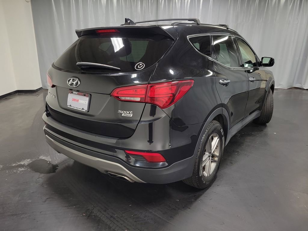 Used 2017 Hyundai Santa Fe Sport image 9