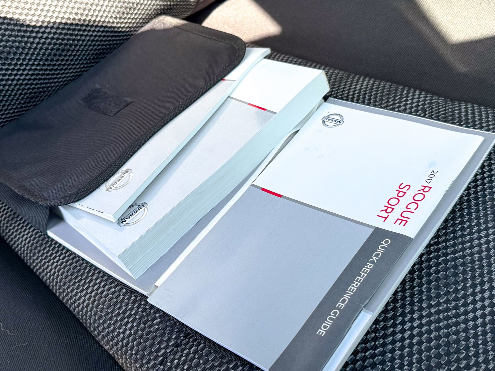 Used 2017 Nissan Rogue Sport SV w/ SV Premium Package AWD/4WD image 14