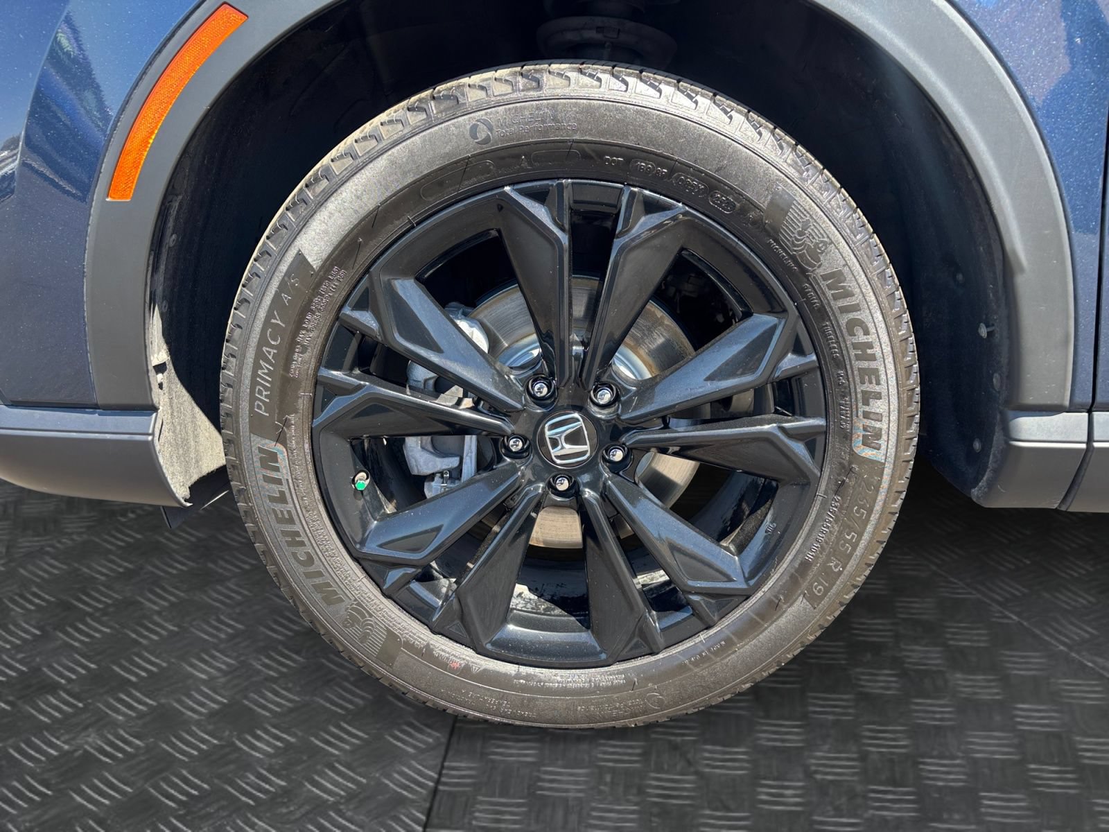 Used 2024 Honda CR-V Sport Touring image 9