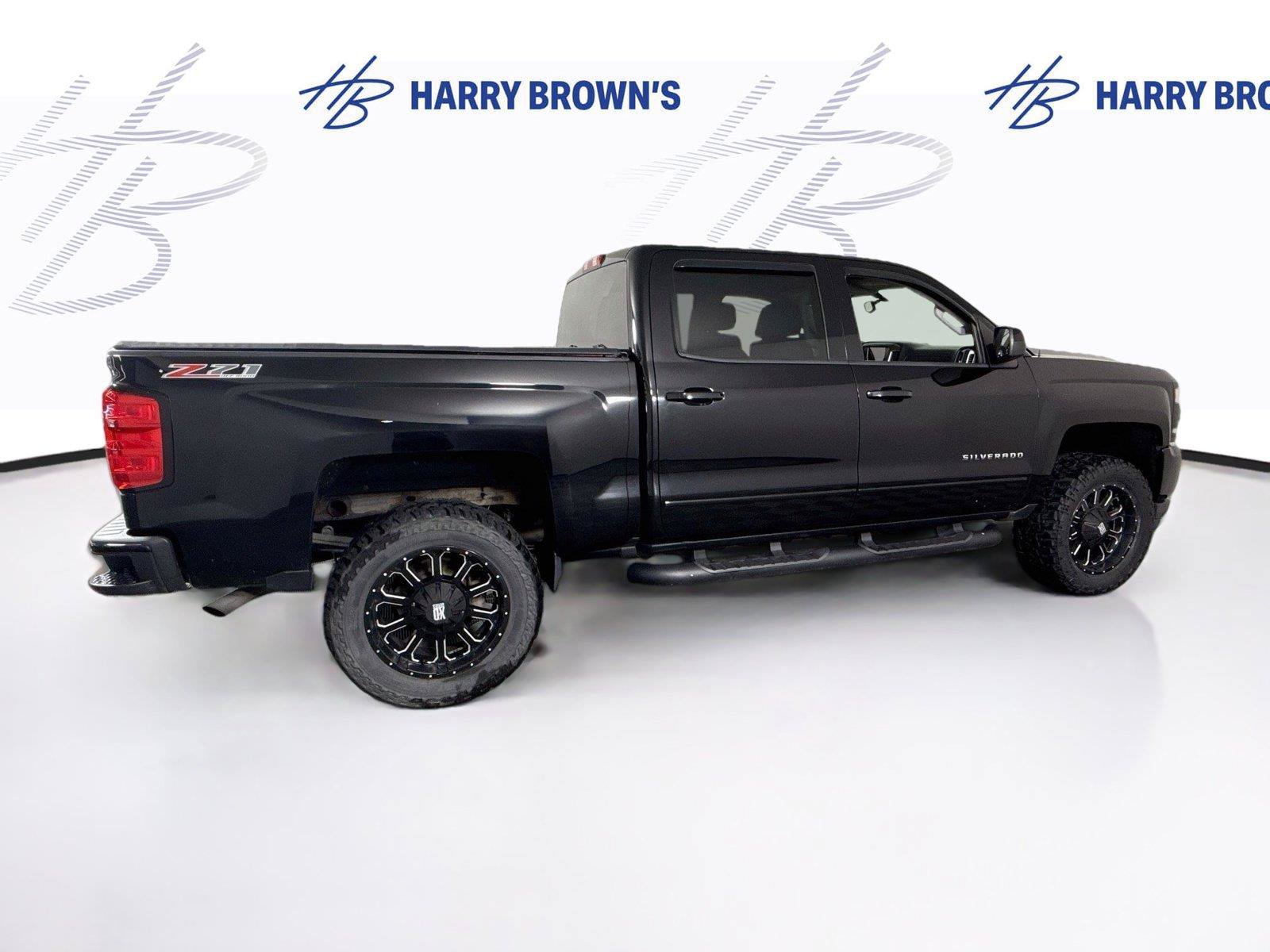 Used 2017 Chevrolet Silverado 1500 LT w/ All Star Edition AWD/4WD image 31