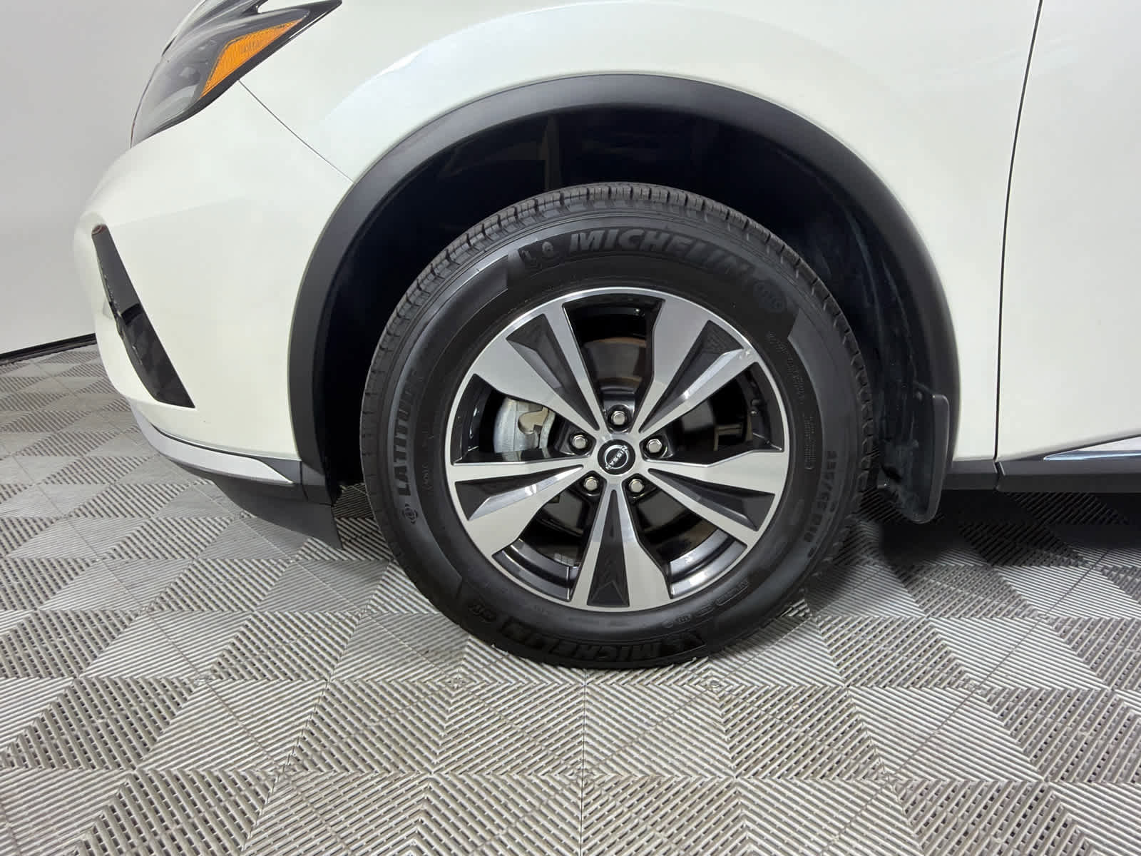 Certified 2024 Nissan Murano SV FWD image 10
