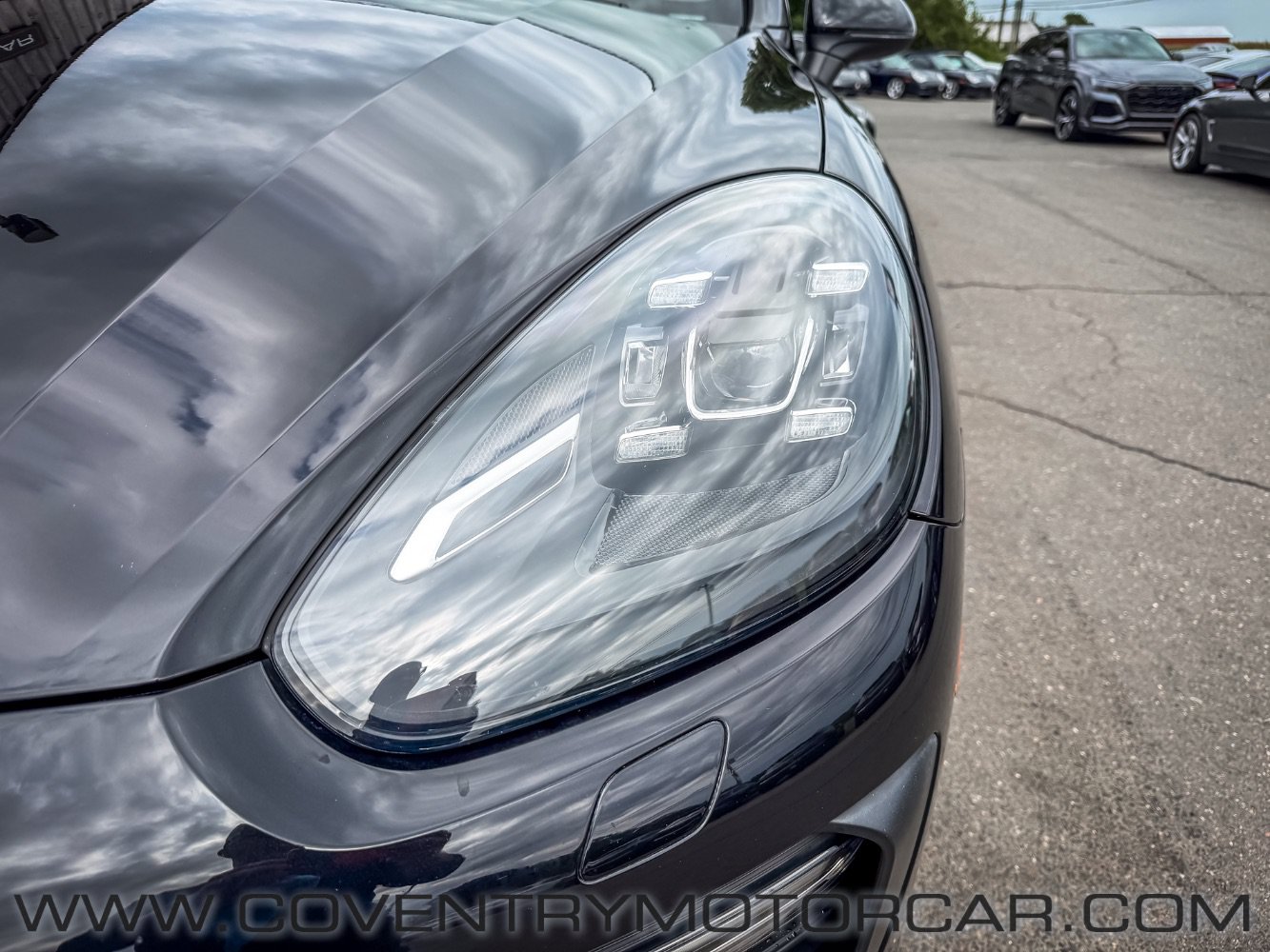 Used 2016 Porsche Cayenne GTS AWD/4WD image 9