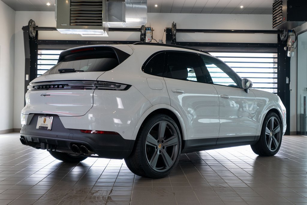 New 2025 Porsche Cayenne AWD/4WD image 10