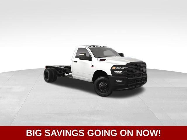 New 2025 RAM 3500 Tradesman image 19