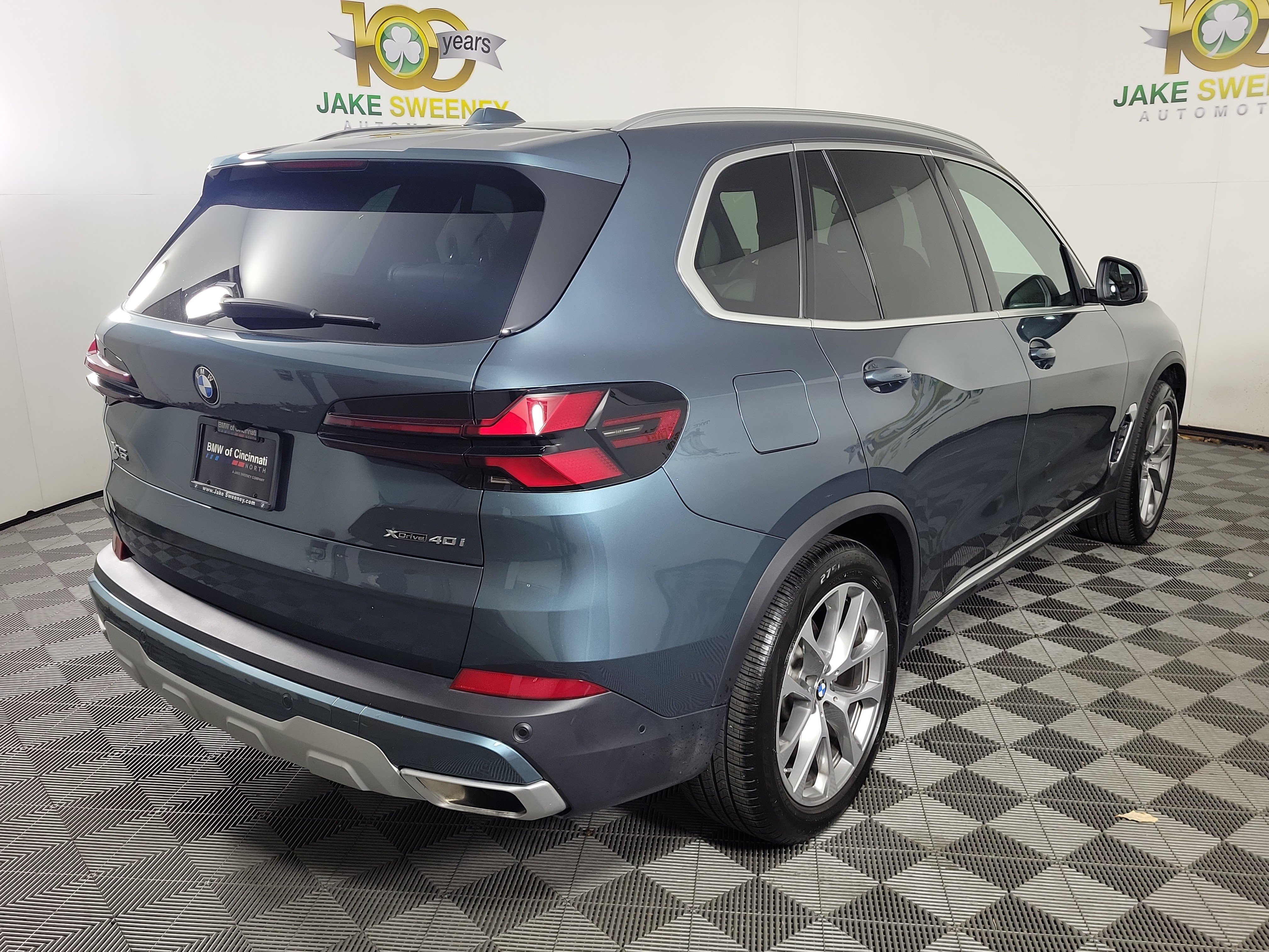 Certified 2026 BMW X5 xDrive40i w/ Parking Assistance Package AWD/4WD image 7