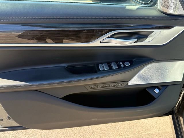 Used 2019 BMW 750i xDrive w/ Executive Package image 24
