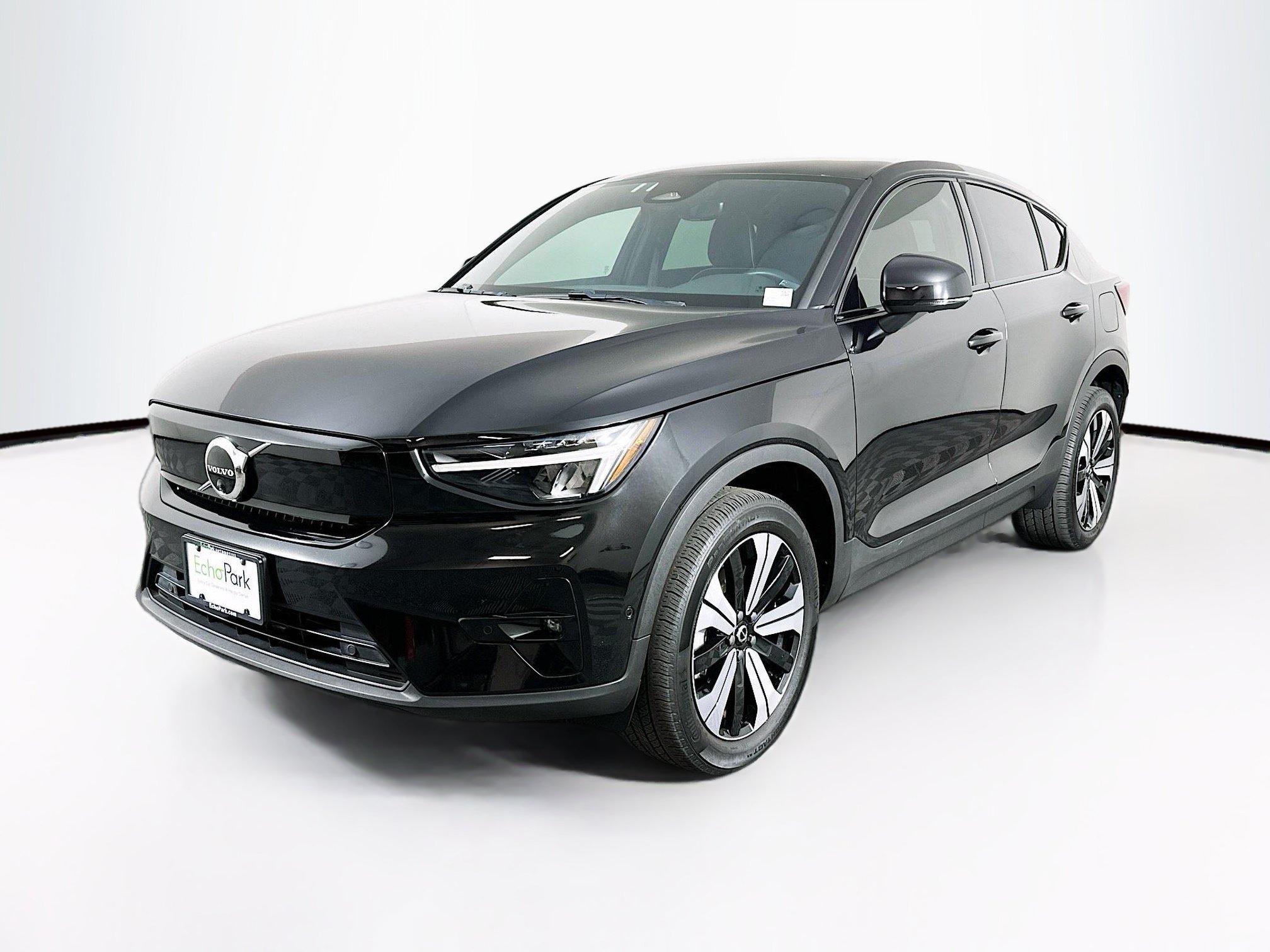 Used 2023 Volvo C40 P8 Recharge Plus AWD/4WD image 3