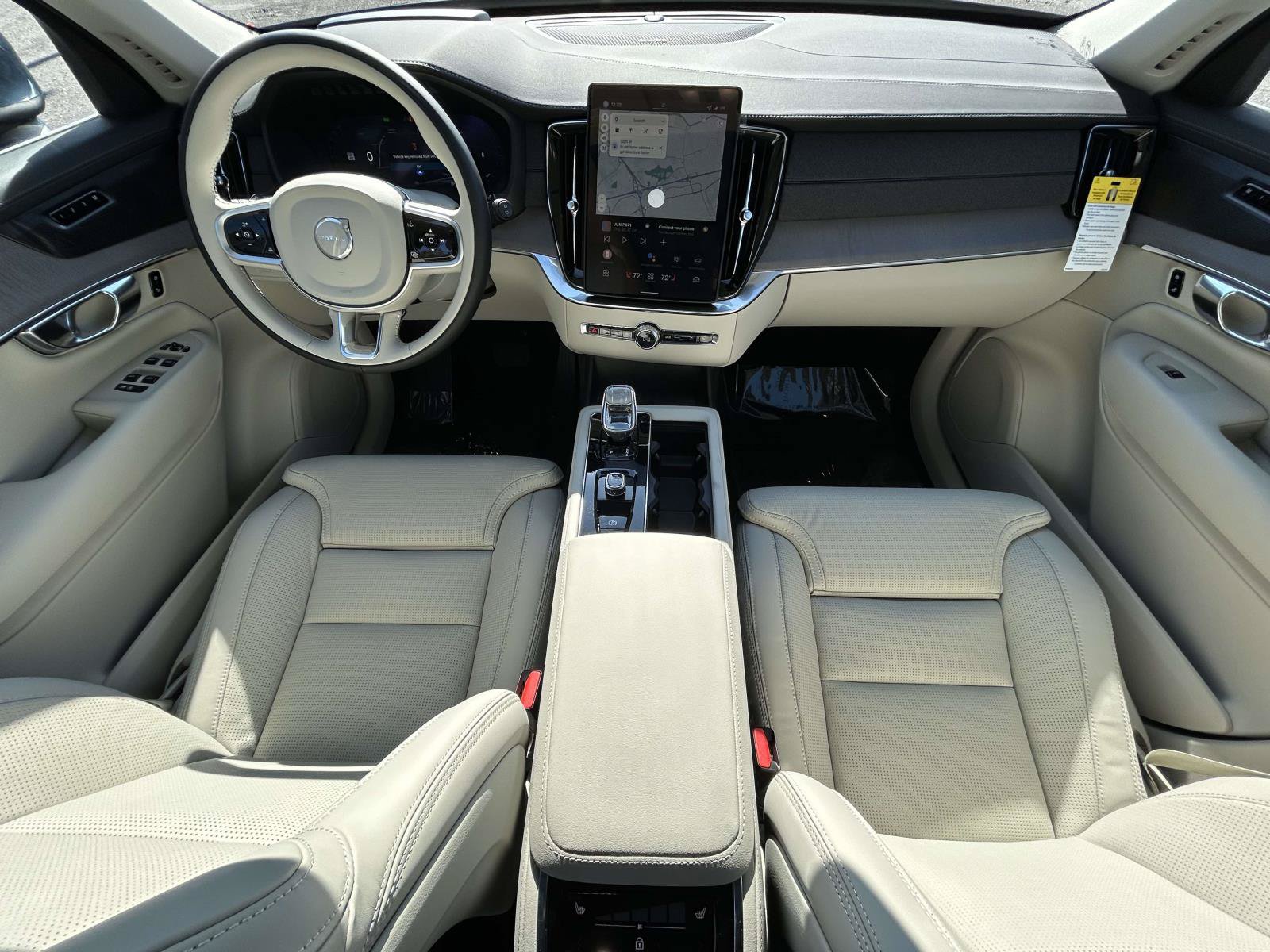 New 2026 Volvo XC90 B6 Ultra w/ Protection Package Premier AWD/4WD image 14