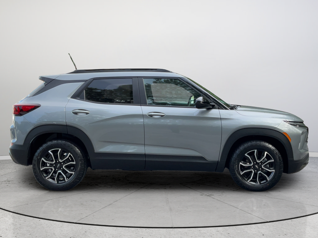 New 2026 Chevrolet TrailBlazer ACTIV w/ Convenience Package FWD image 4