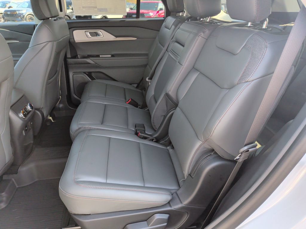 New 2026 Ford Explorer Active w/ Active Comfort Package AWD/4WD image 14