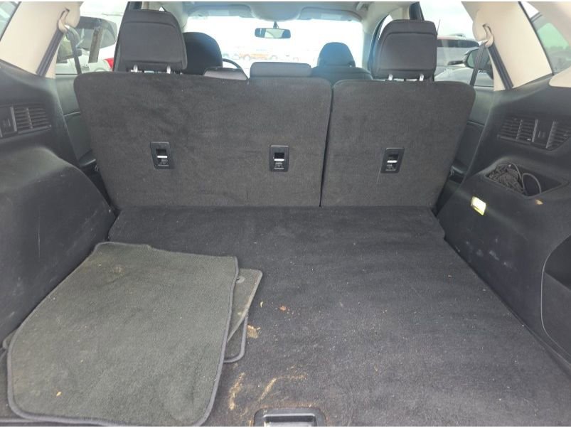 Used 2016 Ford Edge SEL image 10