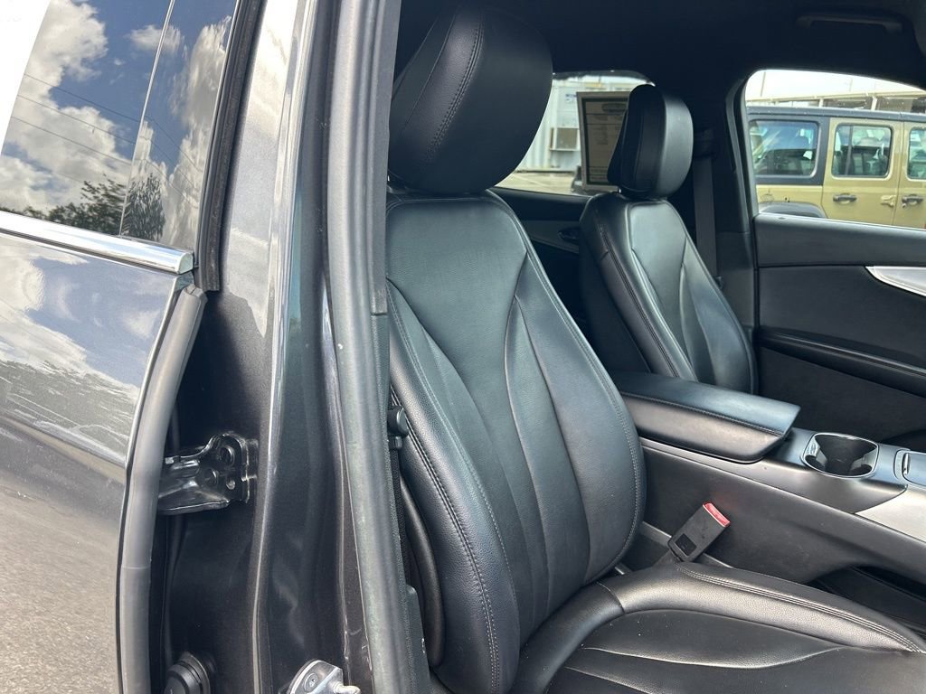 Used 2020 Lincoln Nautilus FWD image 21