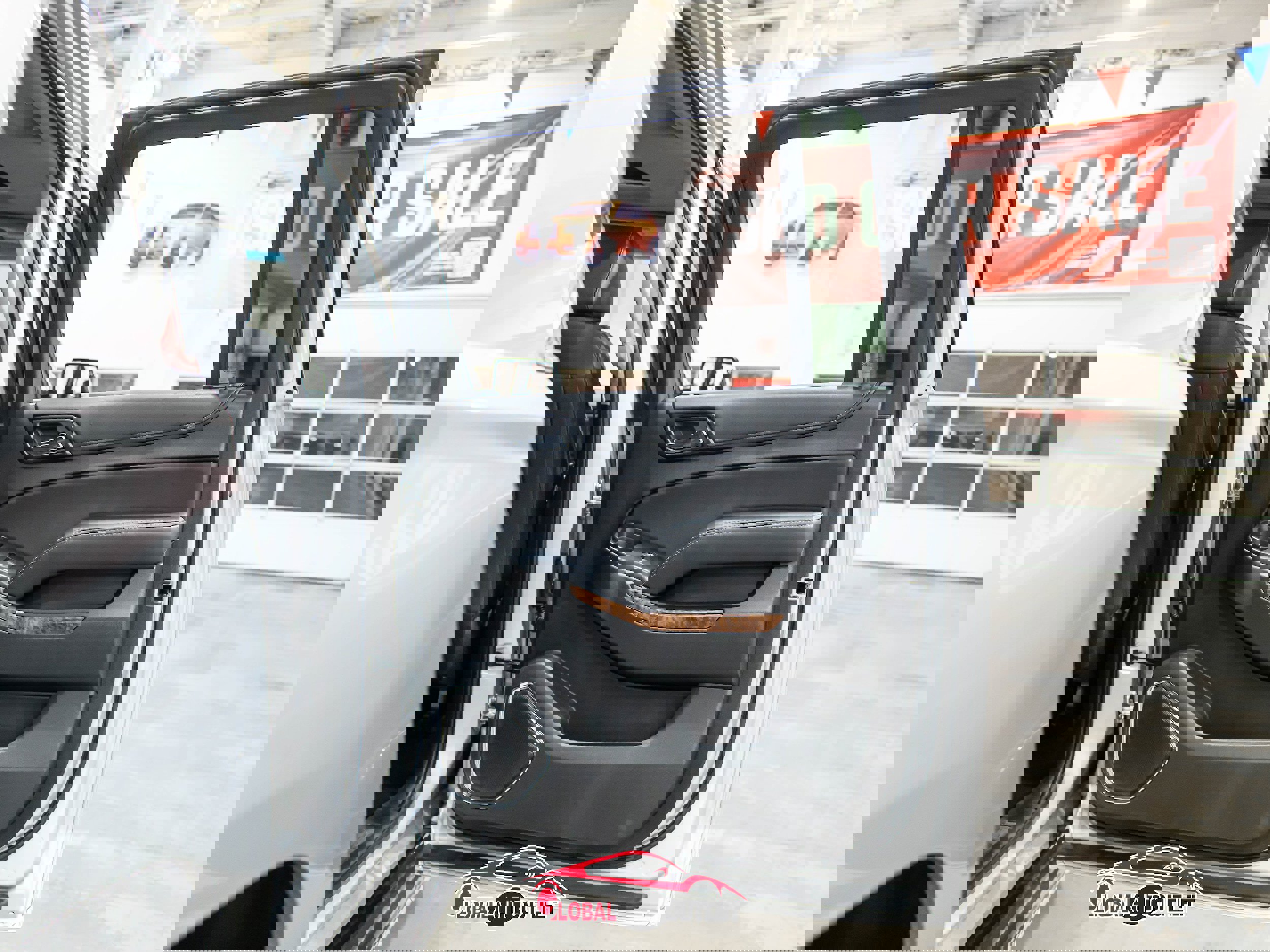 Used 2017 Chevrolet Suburban Premier image 44