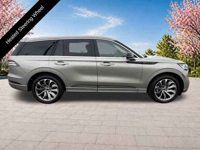 Certified 2023 Lincoln Aviator Grand Touring w/ Elements Package Plus AWD/4WD image 9