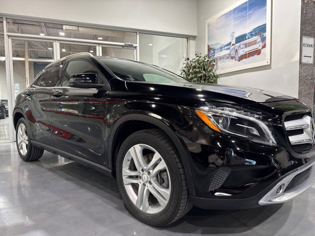 Used 2015 Mercedes-Benz GLA 250 4MATIC w/ Multimedia Package image 23