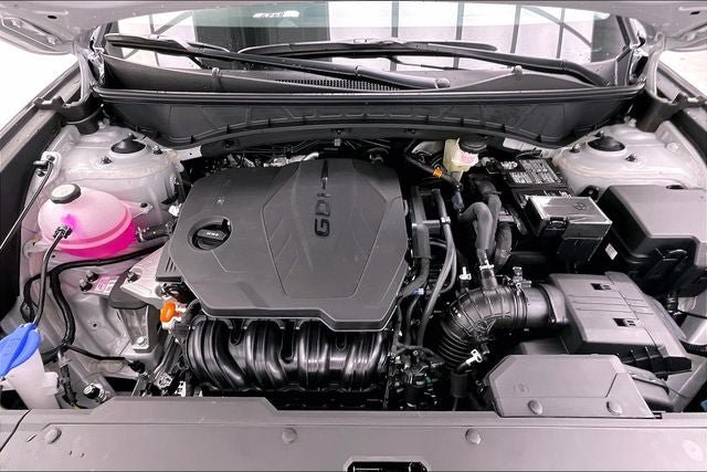 Certified 2025 Hyundai Tucson Limited AWD/4WD image 13