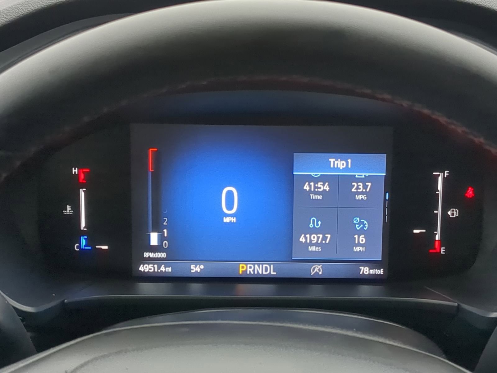 Used 2025 Ford Escape ST-Line image 34