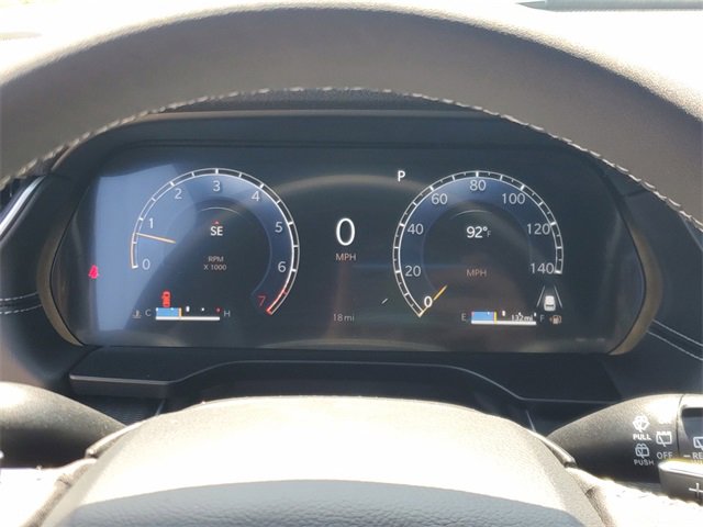 New 2025 Jeep Grand Cherokee L Altitude image 22