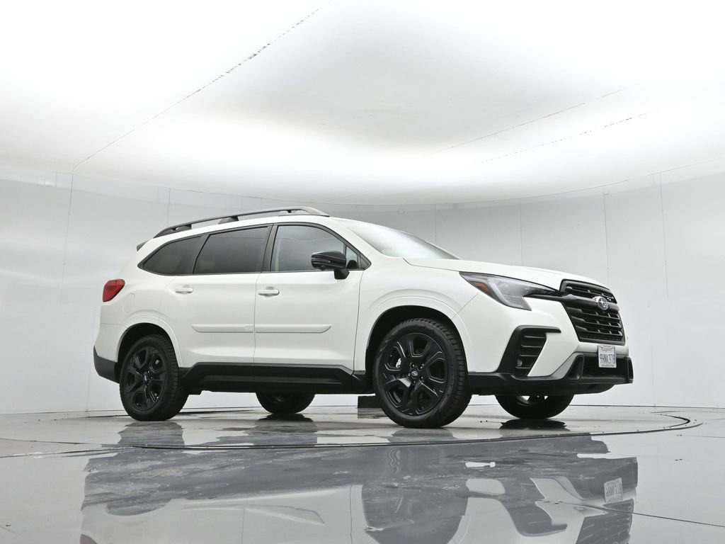 Used 2023 Subaru Ascent Onyx Edition Limited image 4