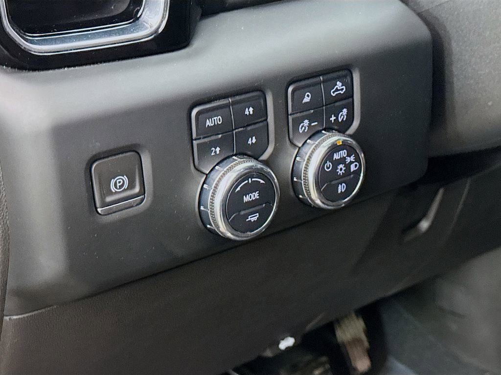 Used 2024 GMC Sierra 2500 Denali w/ Denali Reserve Package image 12