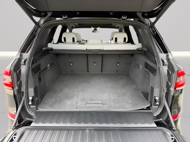 Used 2023 BMW X5 xDrive40i w/ M Sport Package image 30