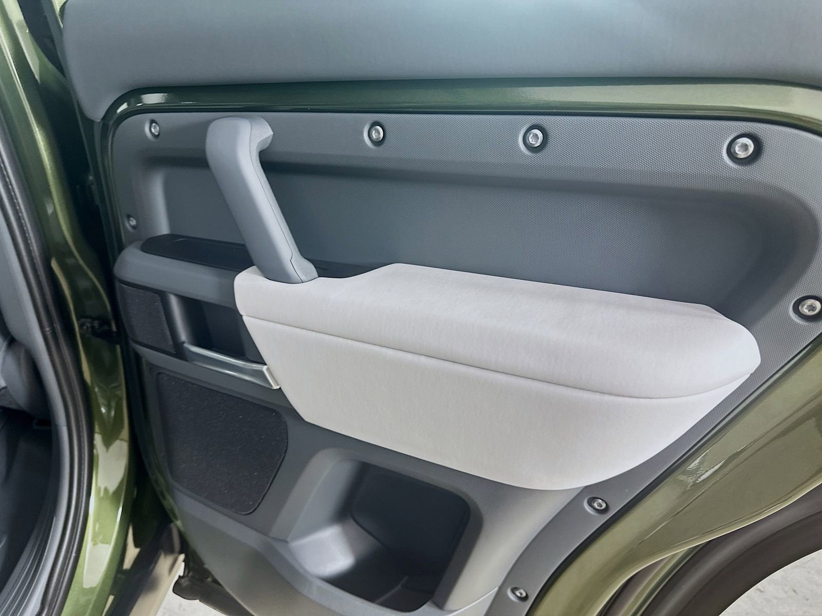 New 2026 Land Rover Defender 110 S AWD/4WD image 41
