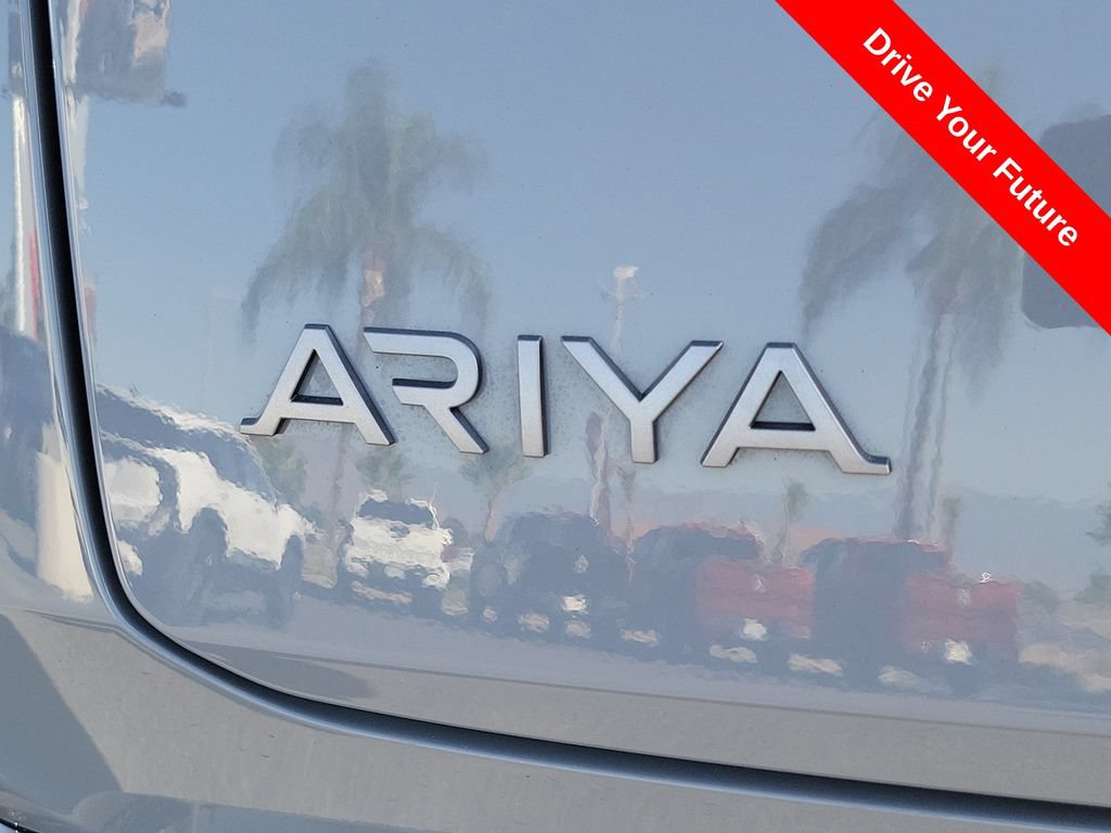Used 2025 Nissan Ariya FWD image 29