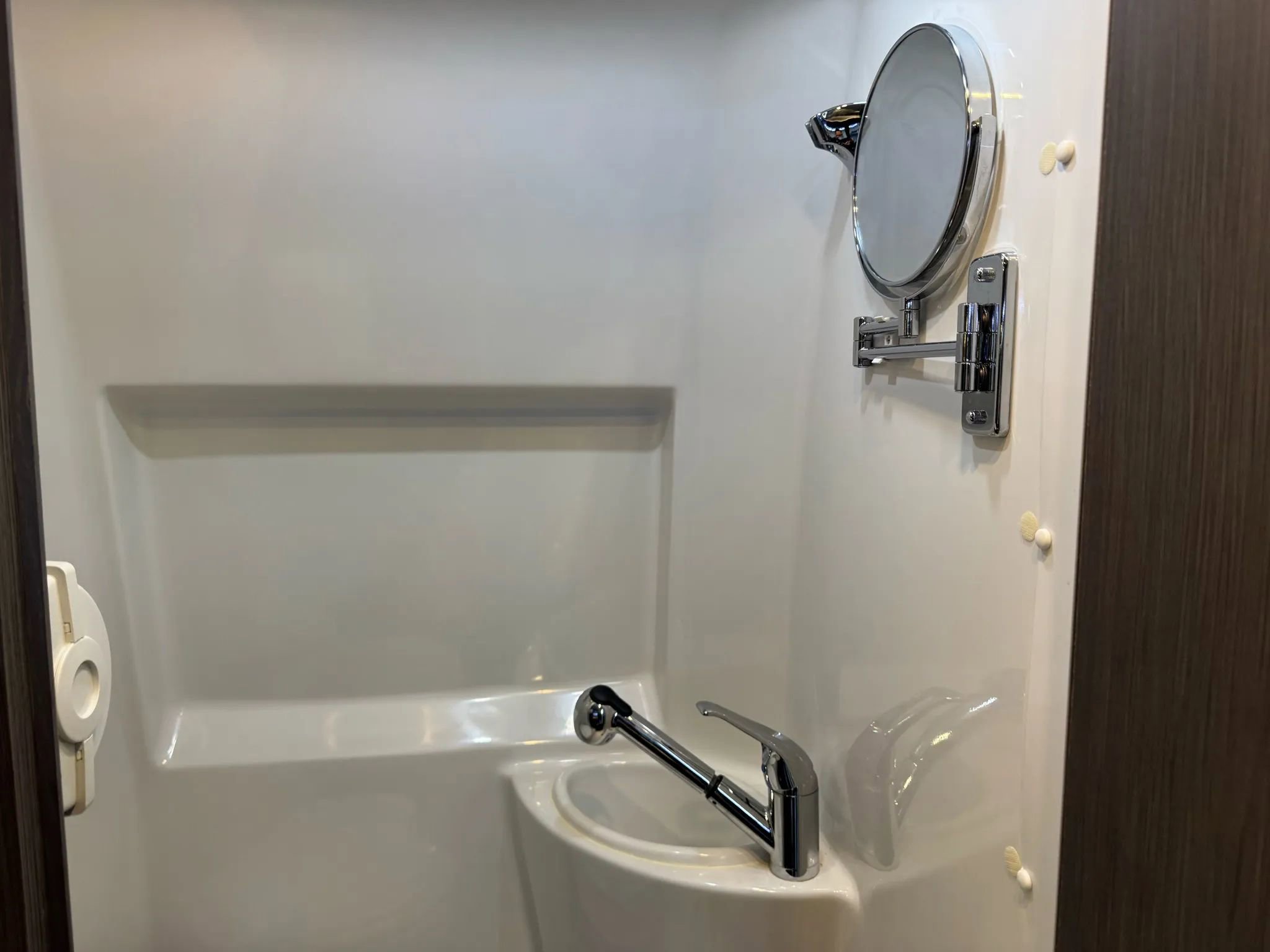 Used 2021 Mercedes-Benz Sprinter 2500 w/ Windows All Around Package image 29