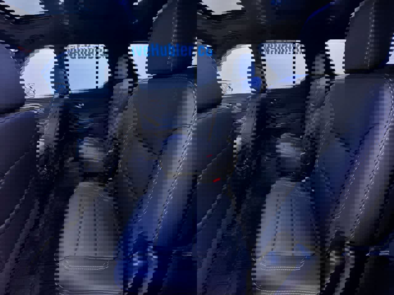 Used 2023 Chevrolet Traverse LT w/ LT Premium Package image 38