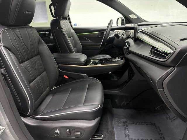 Certified 2025 Buick Enclave Avenir w/ Super Cruise Package image 21