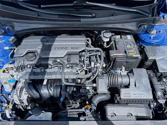 Certified 2025 Hyundai Elantra Sport FWD image 28