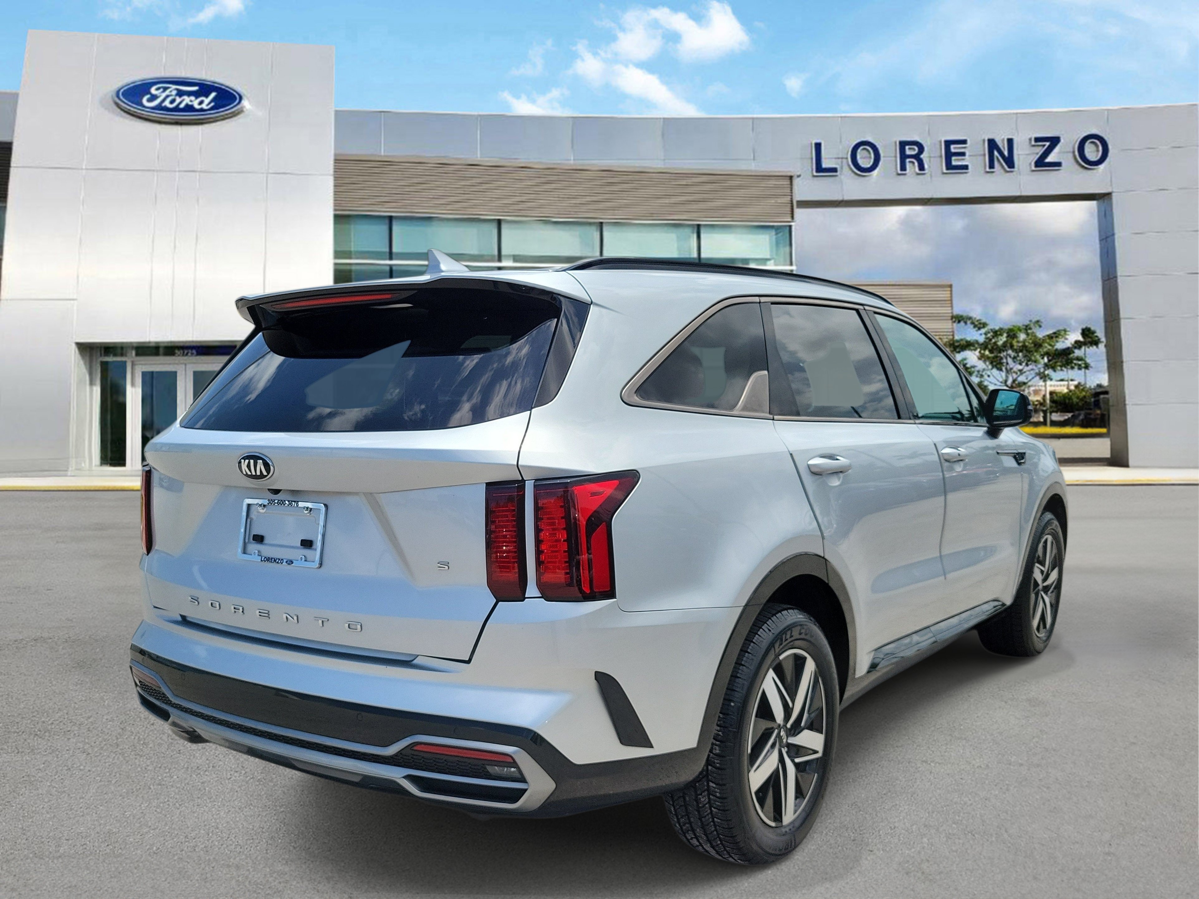 Used 2021 Kia Sorento S FWD image 5