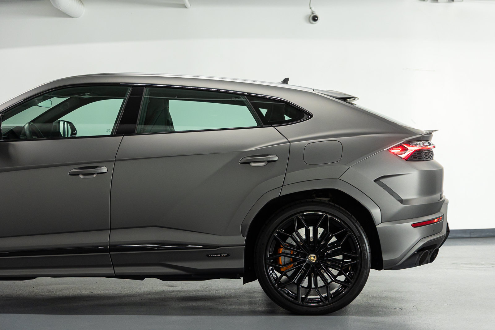 Used 2025 Lamborghini Urus S AWD/4WD image 15