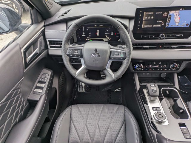 New 2026 Mitsubishi Outlander SEL AWD/4WD image 17