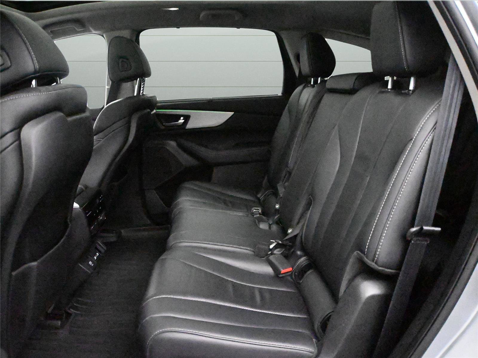 Certified 2023 Acura MDX SH-AWD w/ Technology Package image 11