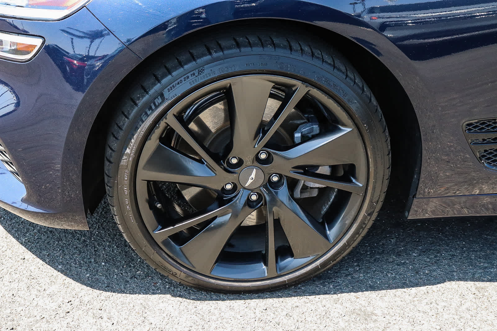 Used 2023 Genesis G70 3.3T w/ Sport Advanced Package RWD image 13