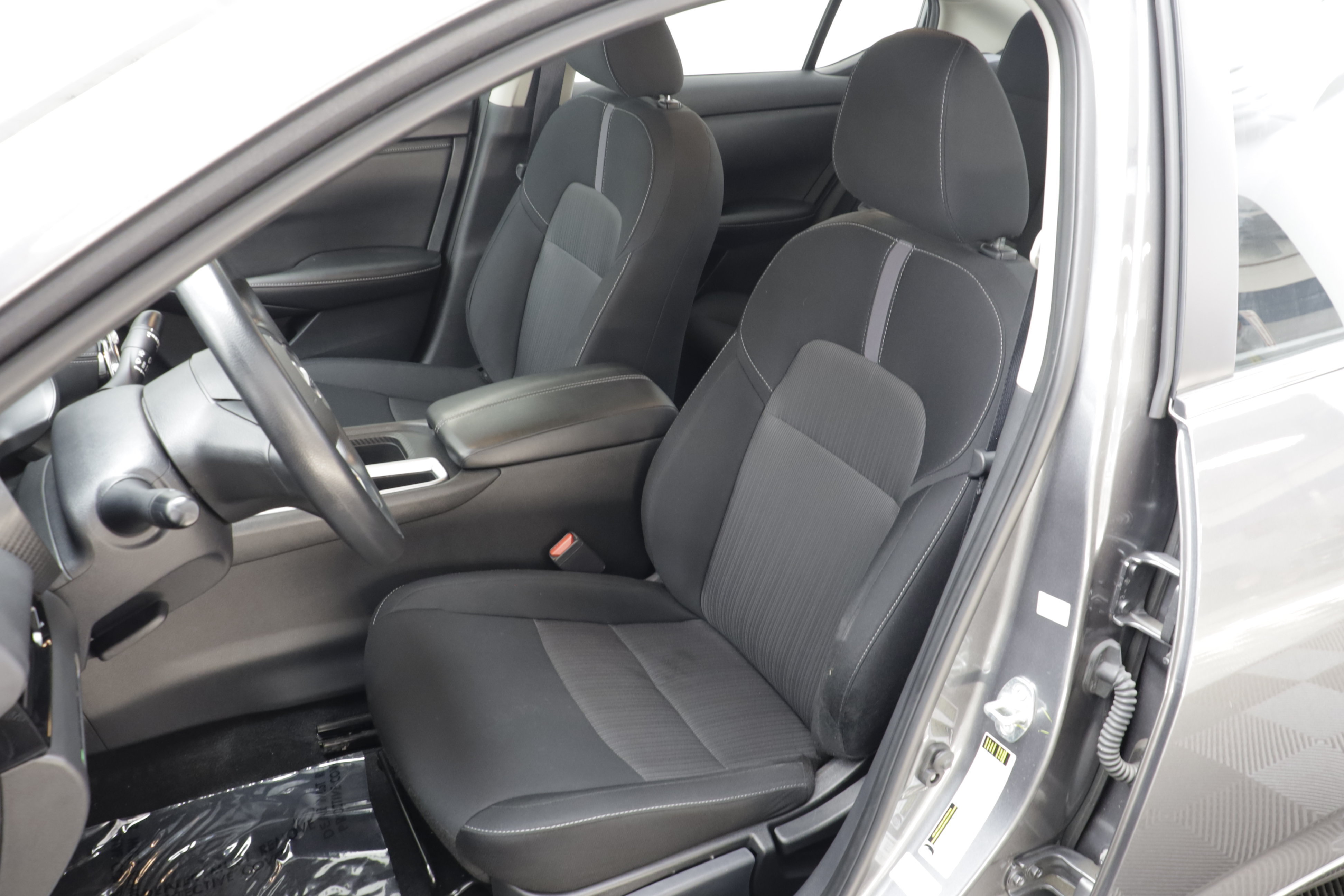 Used 2023 Nissan Sentra SV FWD image 13