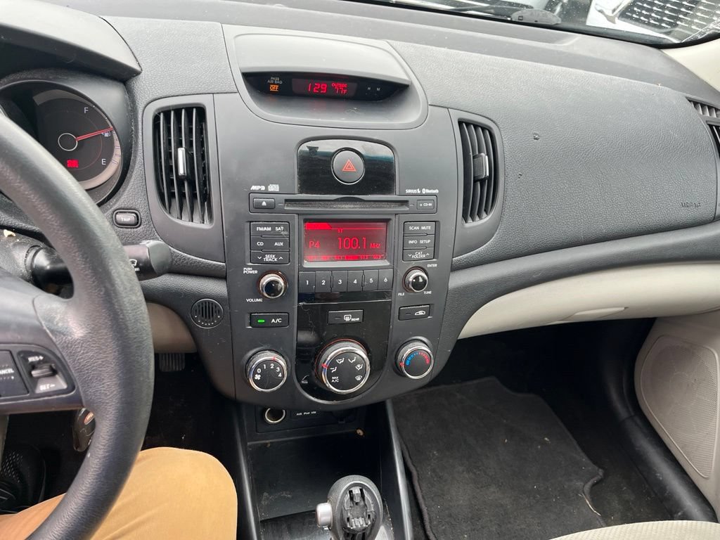 Used 2011 Kia Forte EX FWD image 8