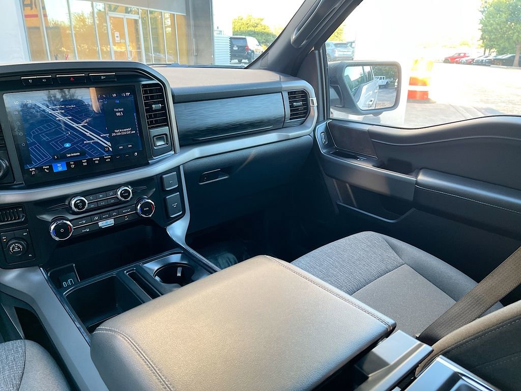 Used 2024 Ford F150 XLT w/ Mobile Office Package image 22