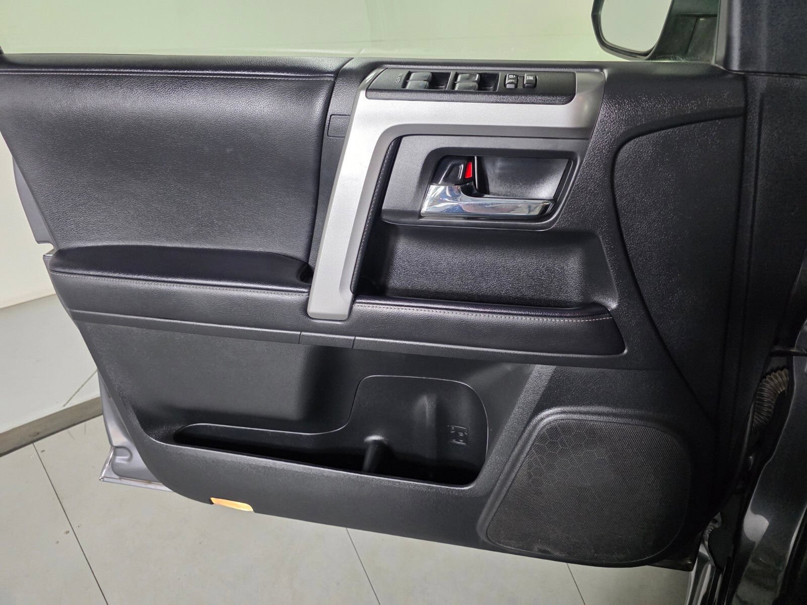 Used 2022 Toyota 4Runner TRD Sport w/ Technology Package RWD image 34