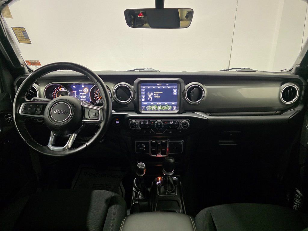Used 2021 Jeep Wrangler Unlimited Sahara w/ Uconnect 4C Nav & Sound Group image 2