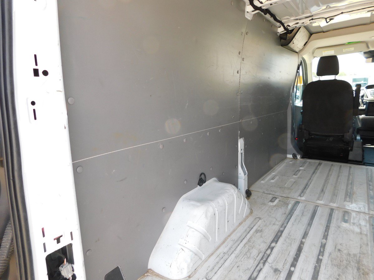 Used 2018 Ford Transit 150 130 Low Roof RWD image 34