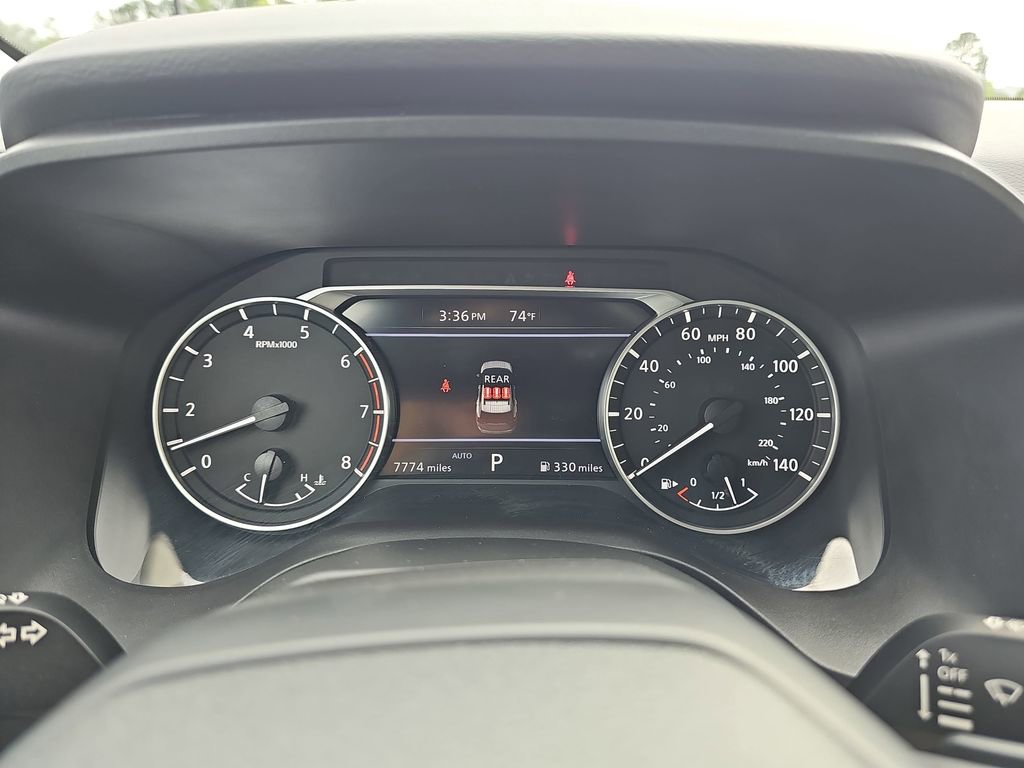 Used 2025 Nissan Rogue SV image 23