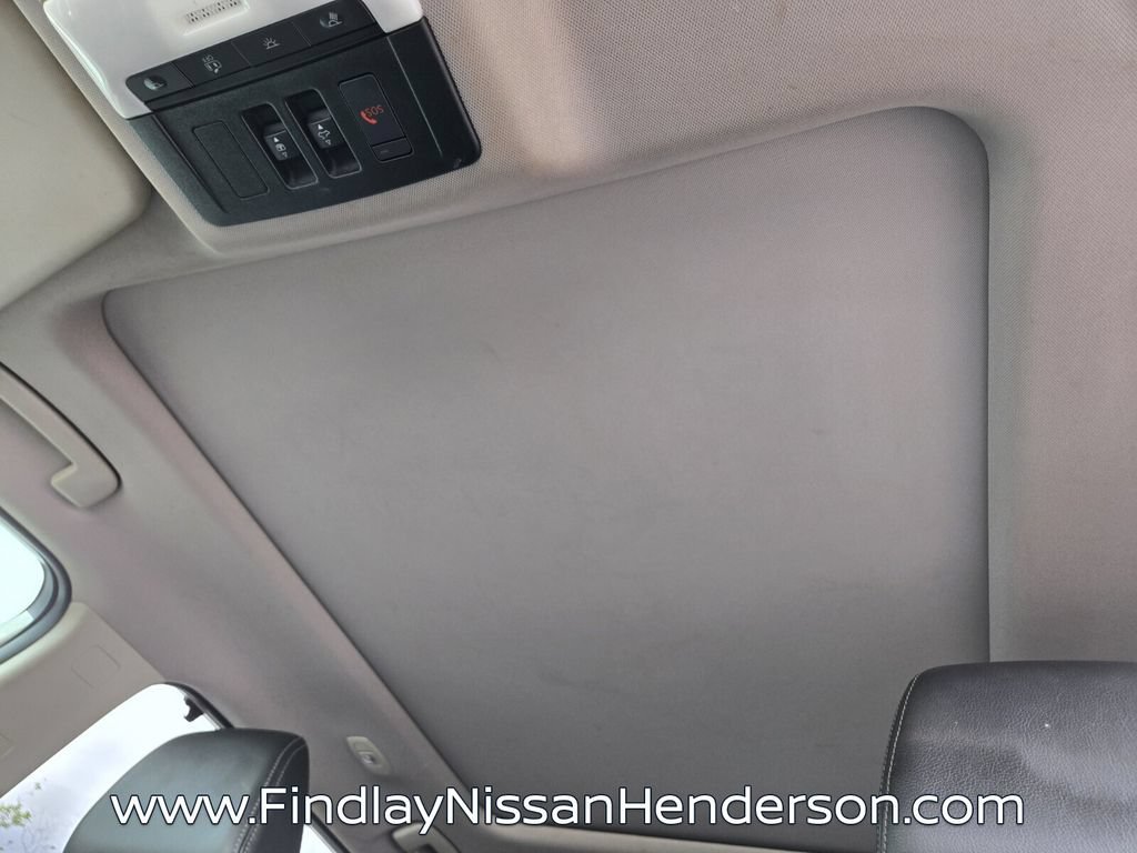 Used 2021 Nissan Rogue SL w/ Premium Package FWD image 11
