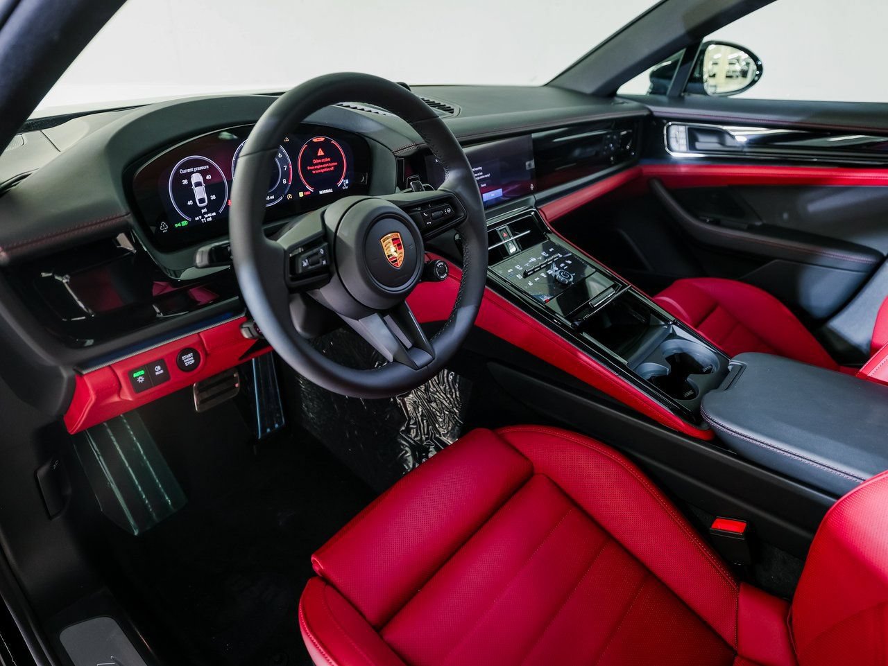 New 2026 Porsche Panamera RWD image 4