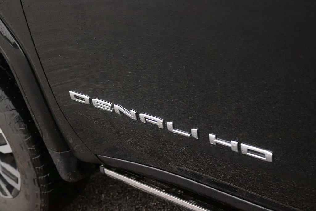 Used 2024 GMC Sierra 2500 Denali Ultimate image 10