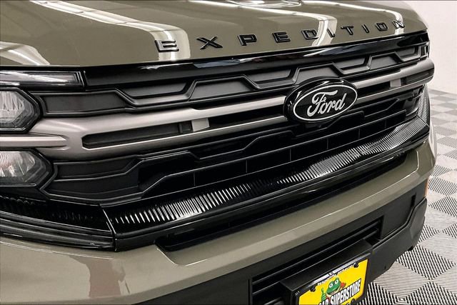 Used 2025 Ford Expedition Tremor AWD/4WD image 34