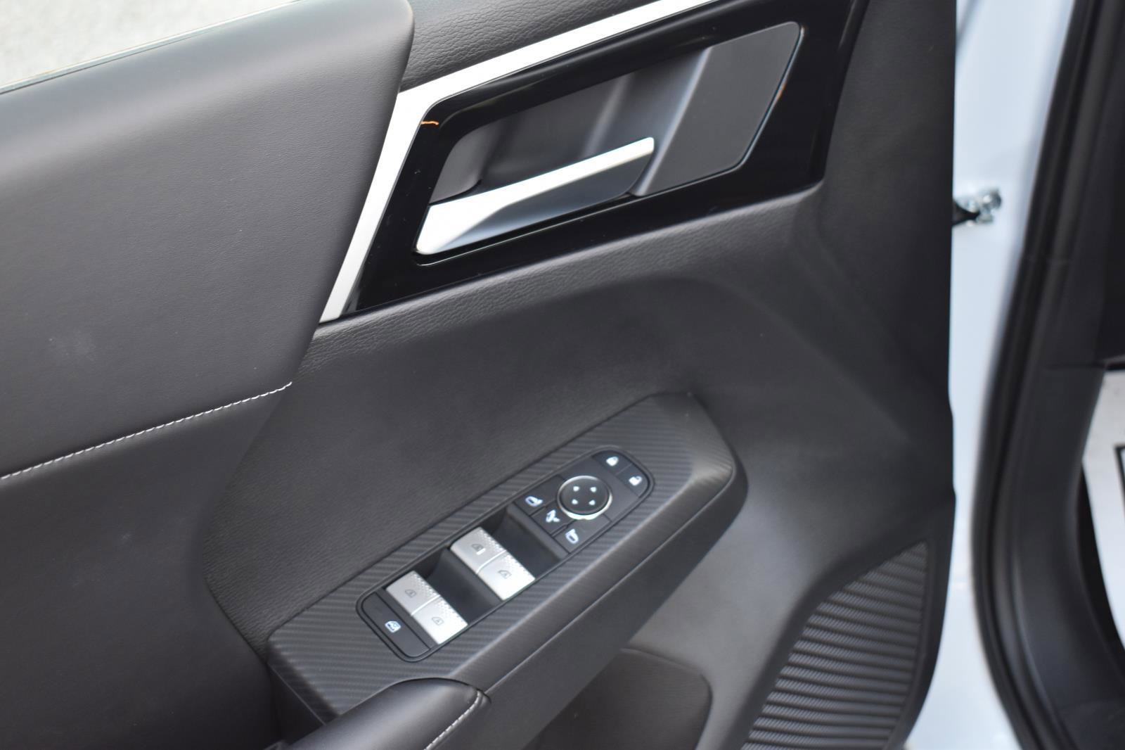 New 2026 Nissan Rogue SL image 23