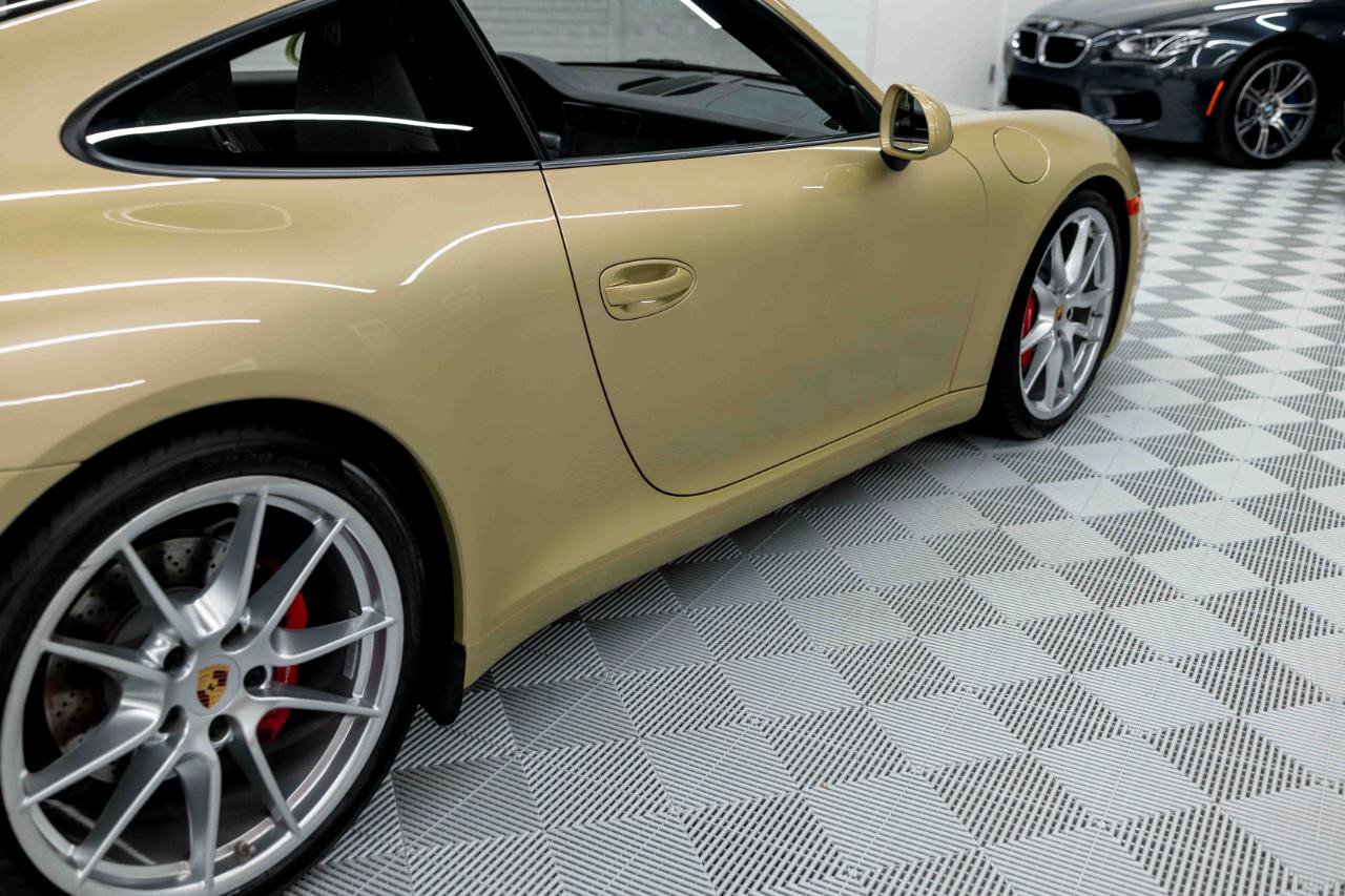 Used 2014 Porsche 911 Carrera S RWD image 32